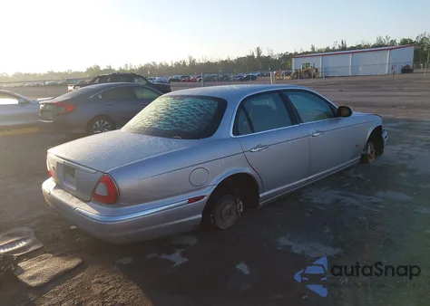 2006 Jaguar Xj Xj8 from USA, damaged, VIN SAJWA71B76SH02995